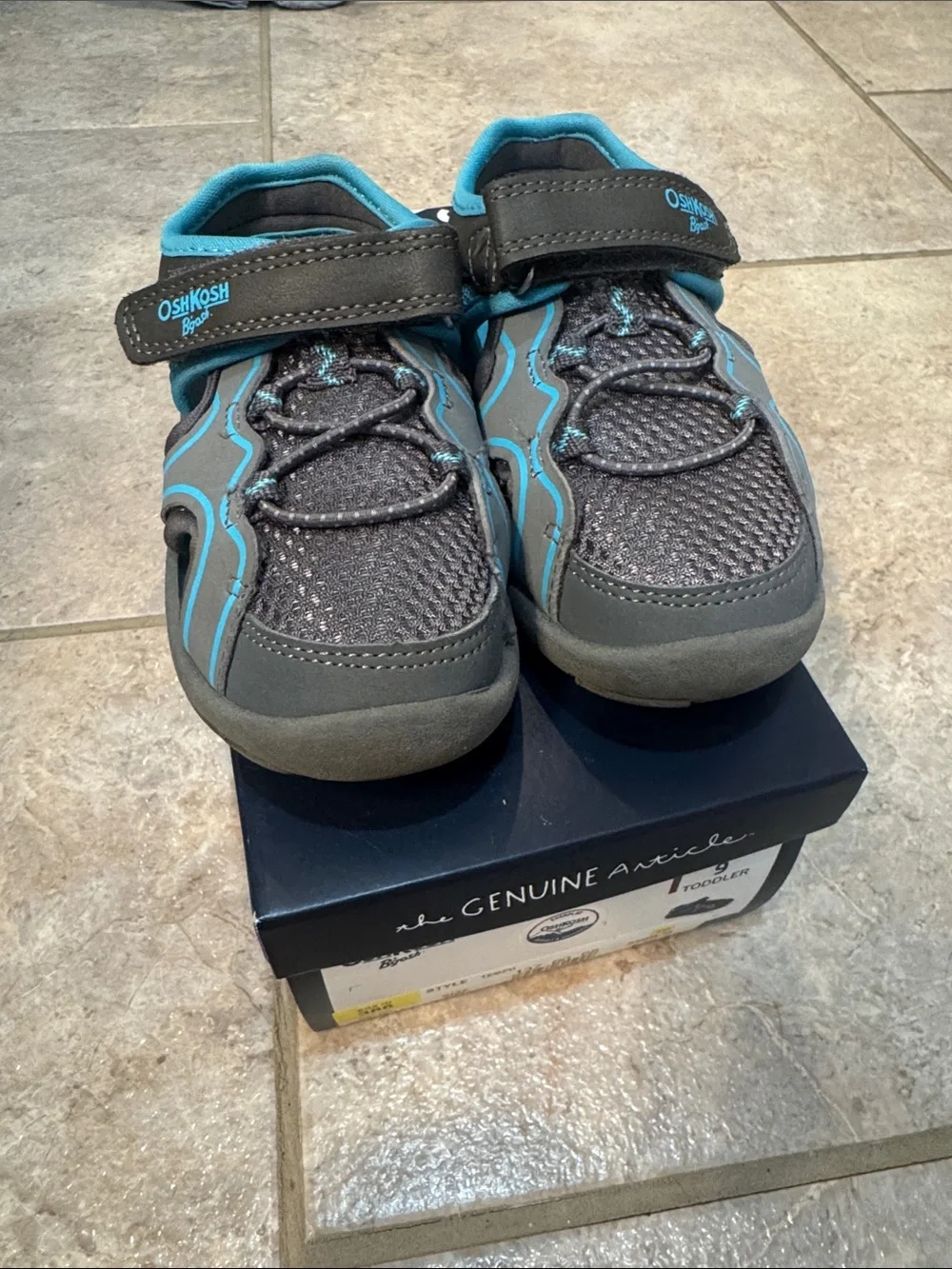 OshKosh B'gosh Toddler Gray and Teal Velcro Athletic Sneakers size 9T